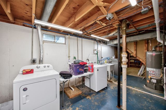 813 SE Uehlamar Drive, Ankeny, IA 50021