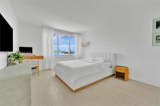 1000 West Avenue 1417, Miami Beach, FL 33139