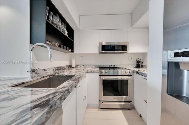 1000 West Avenue 1417, Miami Beach, FL 33139
