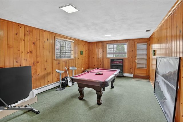 462 Greenhurst Dr, Mt Lebanon, PA 15243