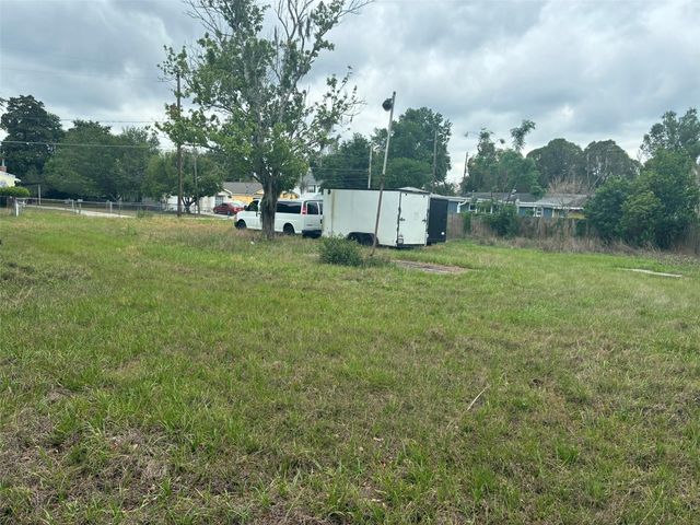 2726 S BROWN AVENUE, Orlando, FL 32806