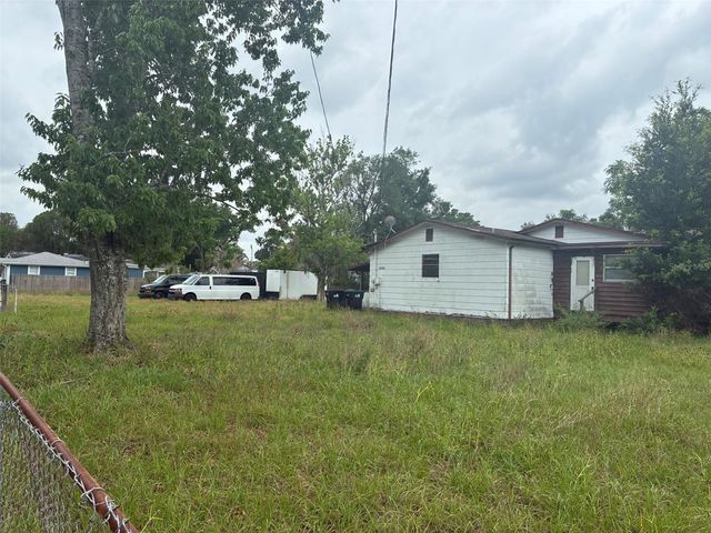2726 S BROWN AVENUE, Orlando, FL 32806