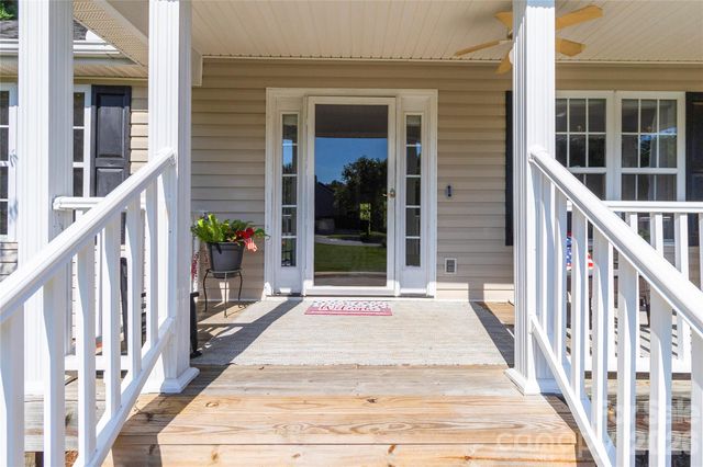 200 Autumn Woods Boulevard, Mount Holly, NC 28120