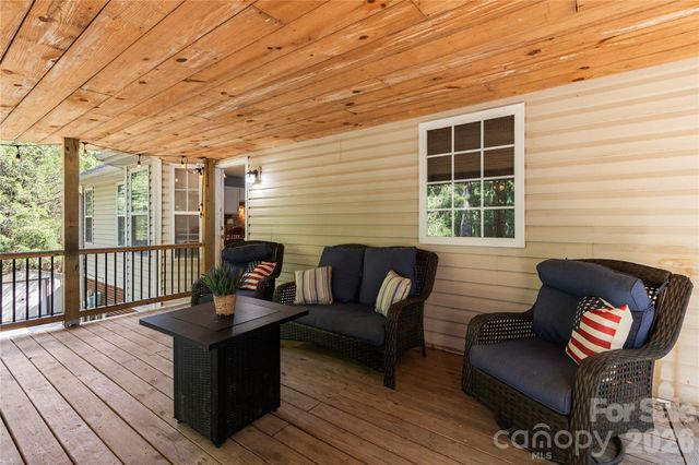 200 Autumn Woods Boulevard, Mount Holly, NC 28120