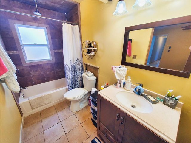 4 GOLFVIEW ROAD, Rotonda West, FL 33947