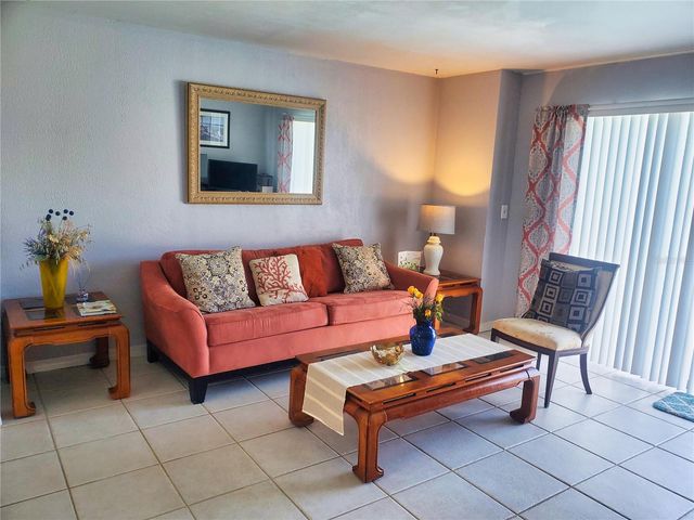 4 GOLFVIEW ROAD, Rotonda West, FL 33947