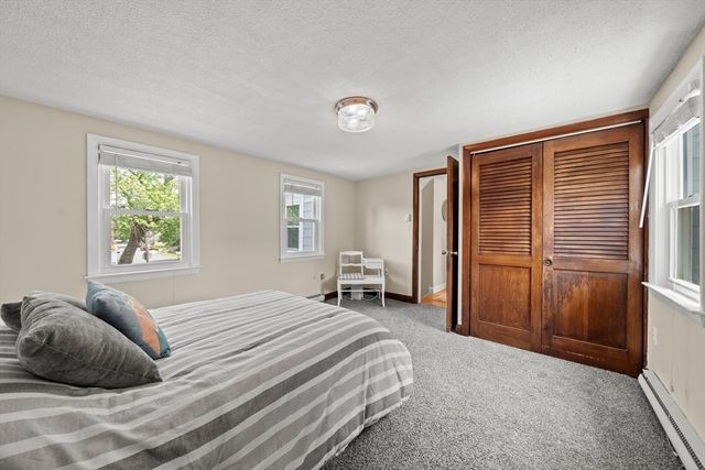 4 Sendick Rd, Woburn, MA 01801