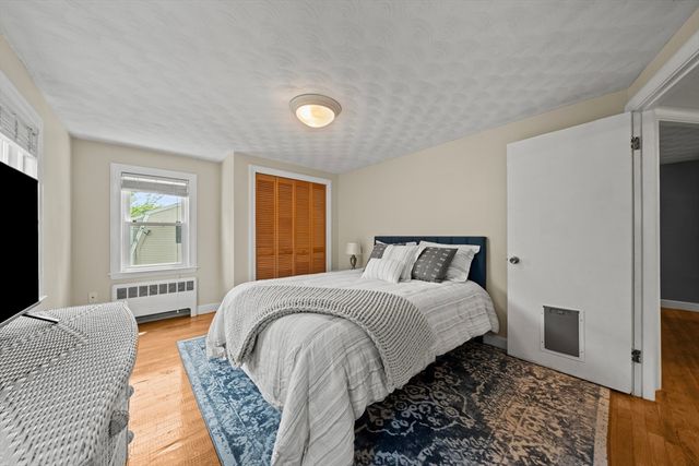 4 Sendick Rd, Woburn, MA 01801
