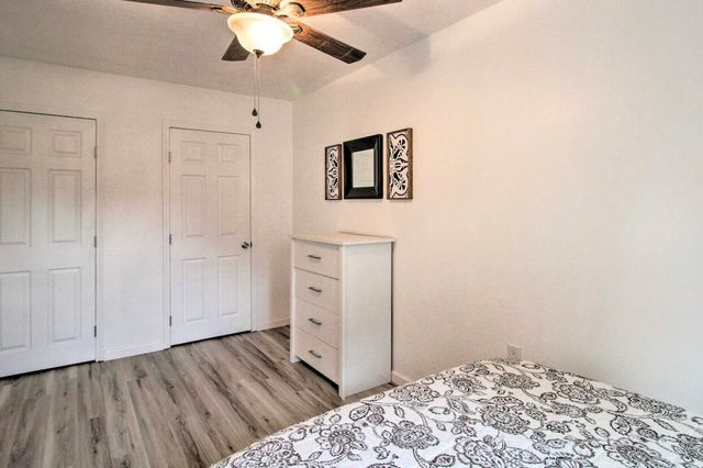 902 Coal Avenue SW, Albuquerque, NM 87102