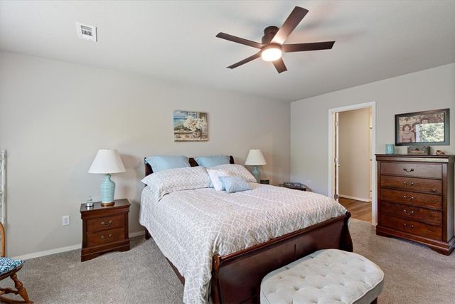 820 S Excelsior Drive, Siloam Springs, AR 72761