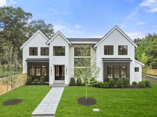 43 Carver Road, Newton, MA 02461