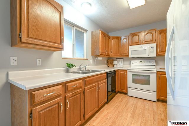 741 Folsom Lane, Lincoln, NE 68522