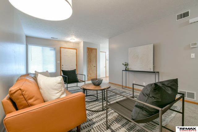 741 Folsom Lane, Lincoln, NE 68522