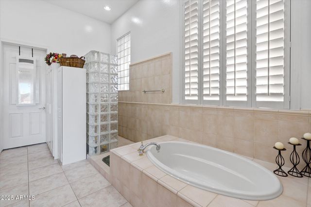 42234 N STONEMARK Drive, Anthem, AZ 85086