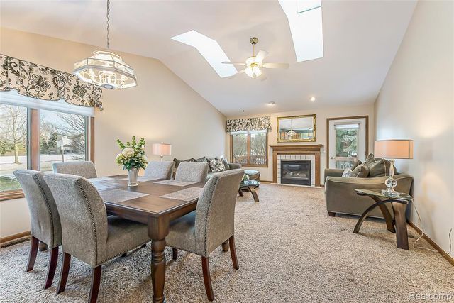 1201 Arbor Ridge Drive 18, Brighton, MI 48116