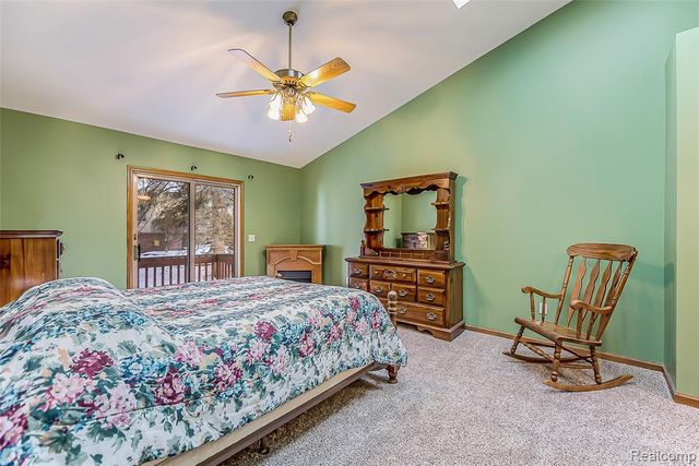 1201 Arbor Ridge Drive 18, Brighton, MI 48116