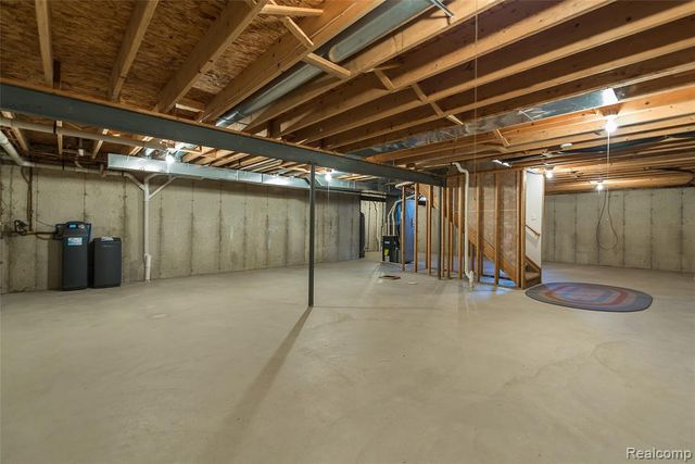 1201 Arbor Ridge Drive 18, Brighton, MI 48116