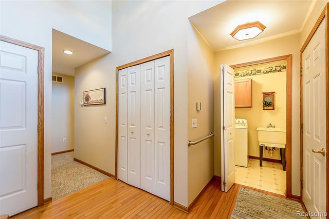 1201 Arbor Ridge Drive 18, Brighton, MI 48116