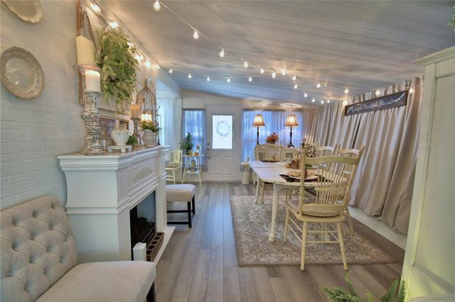 141 PARADISE LANE, Auburndale, FL 33823