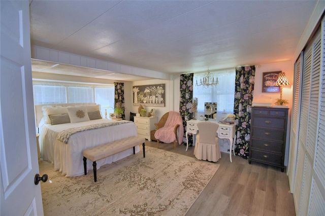 141 PARADISE LANE, Auburndale, FL 33823