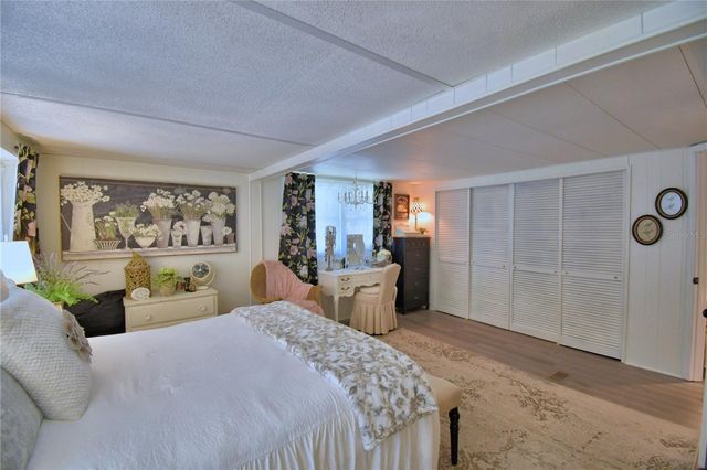 141 PARADISE LANE, Auburndale, FL 33823