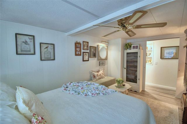 141 PARADISE LANE, Auburndale, FL 33823