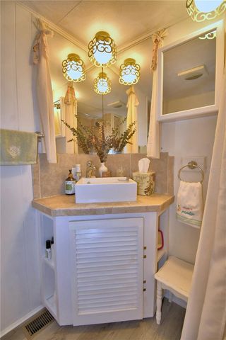 141 PARADISE LANE, Auburndale, FL 33823