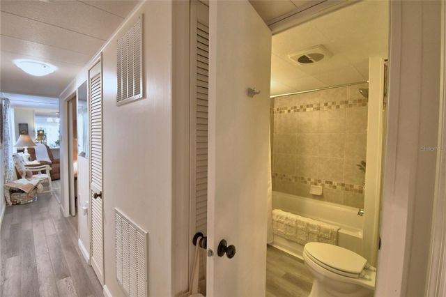 141 PARADISE LANE, Auburndale, FL 33823