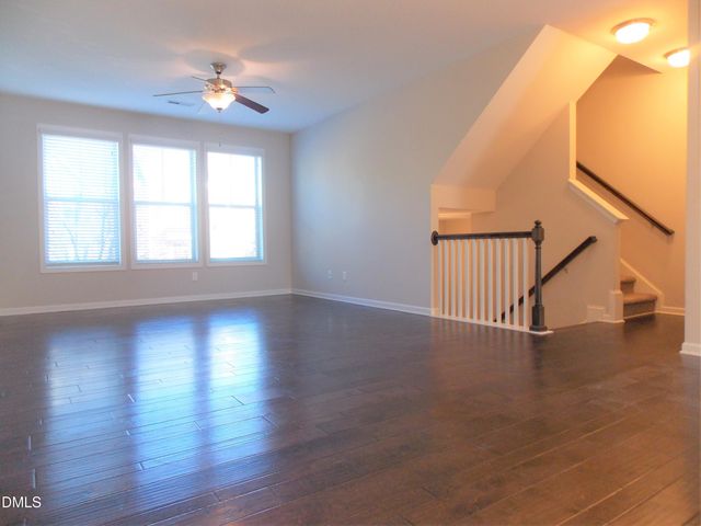 509 N Tunstall Avenue, Apex, NC 27502