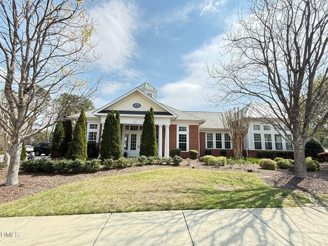 509 N Tunstall Avenue, Apex, NC 27502