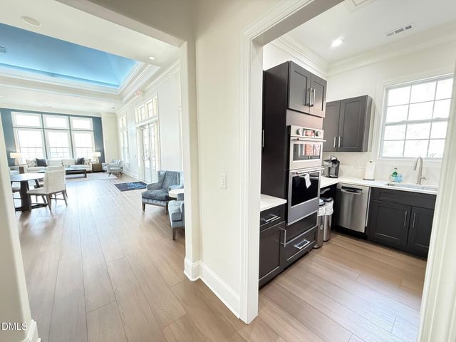 509 N Tunstall Avenue, Apex, NC 27502