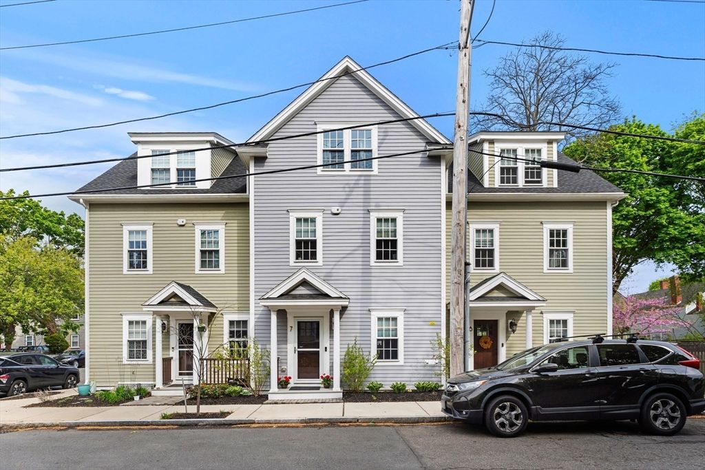 106 Bridge Street 7, Salem, MA 01970