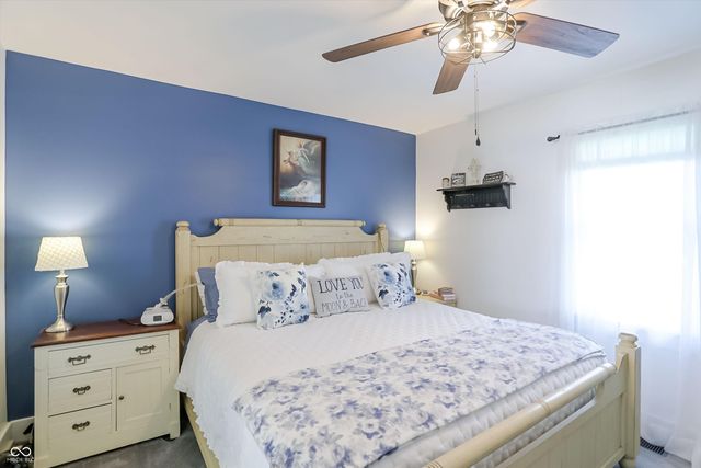 5012 W 8th Street Road, Anderson, IN 46011