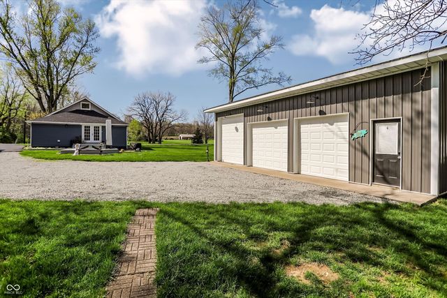 5012 W 8th Street Road, Anderson, IN 46011
