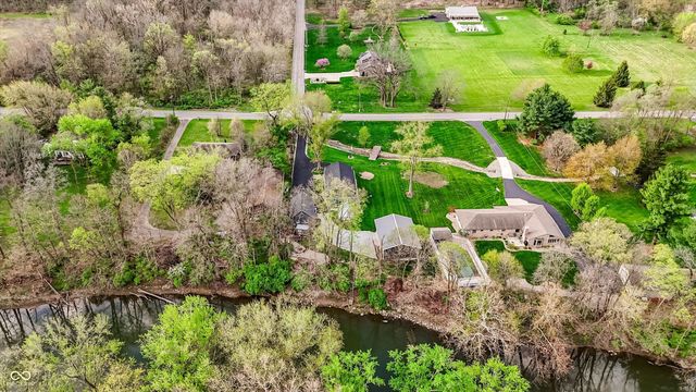 5012 W 8th Street Road, Anderson, IN 46011