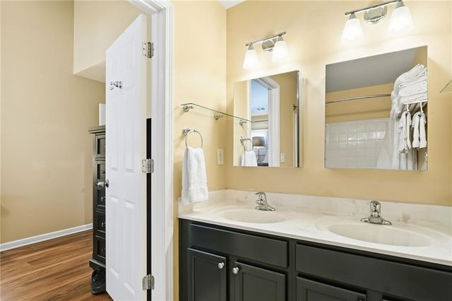 1649 Liberty Parkway NW, Atlanta, GA 30318