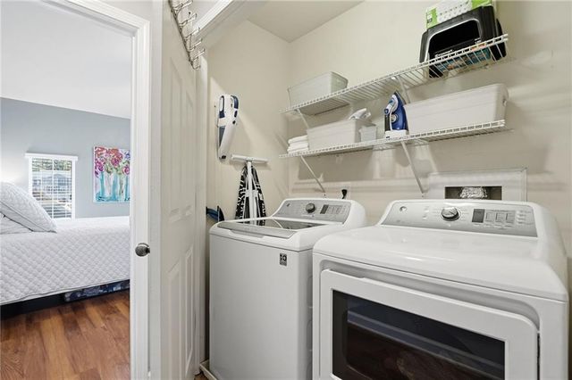 1649 Liberty Parkway NW, Atlanta, GA 30318