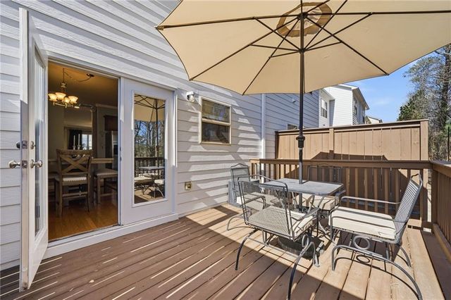 1649 Liberty Parkway NW, Atlanta, GA 30318