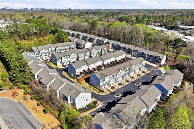 1649 Liberty Parkway NW, Atlanta, GA 30318