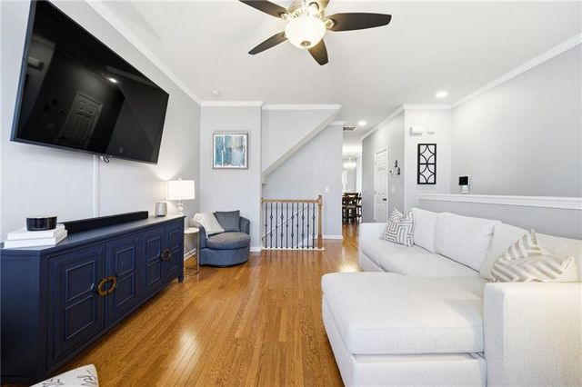 1649 Liberty Parkway NW, Atlanta, GA 30318