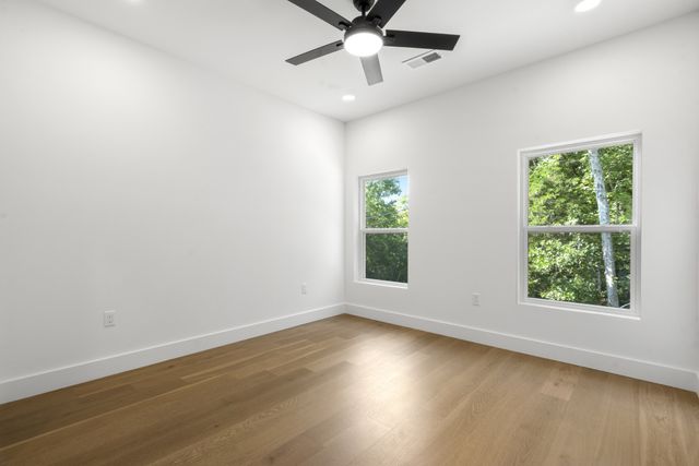 401 Cedar Forest Dr, Nashville, TN 37221