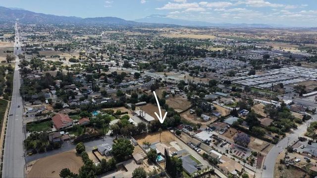 31812 Hutto Lane, Yucaipa, CA 92399