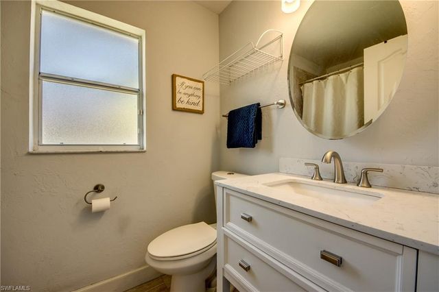 4136 SW 9th PL, Cape Coral, FL 33914