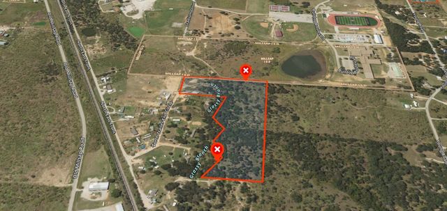 9999 Trails End, Millsap, TX 76066