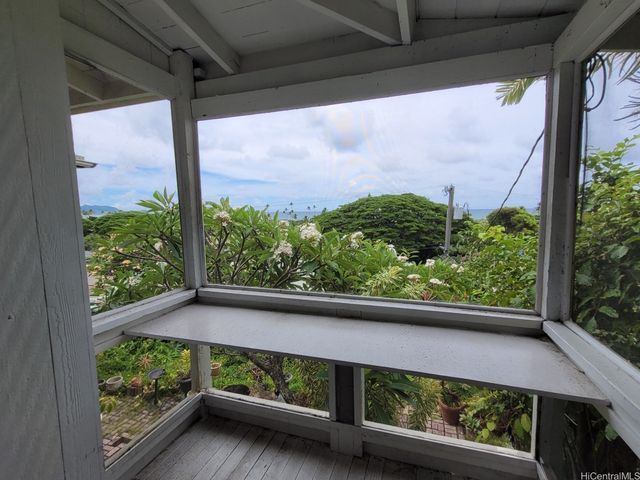 1069 Aalapapa Drive Upper, Kailua, HI 96734