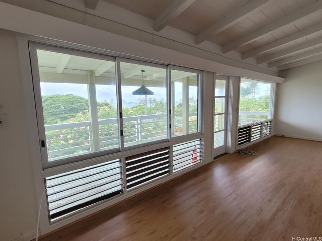 1069 Aalapapa Drive Upper, Kailua, HI 96734