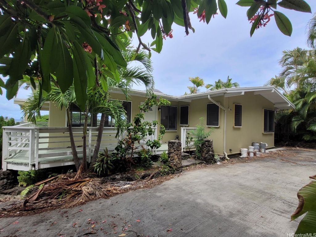 1069 Aalapapa Drive Upper, Kailua, HI 96734