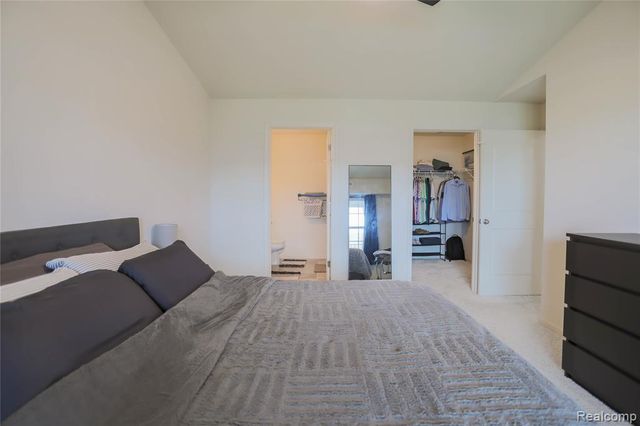 21984 Andover Drive, Macomb, MI 48042