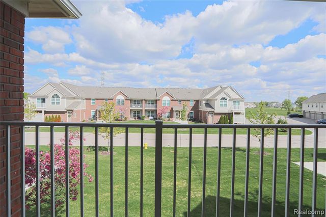 21984 Andover Drive, Macomb, MI 48042