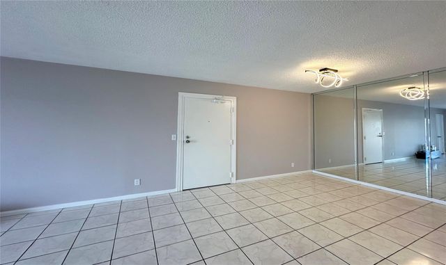 6229 Bay Club Drive 4, Fort Lauderdale, FL 33308